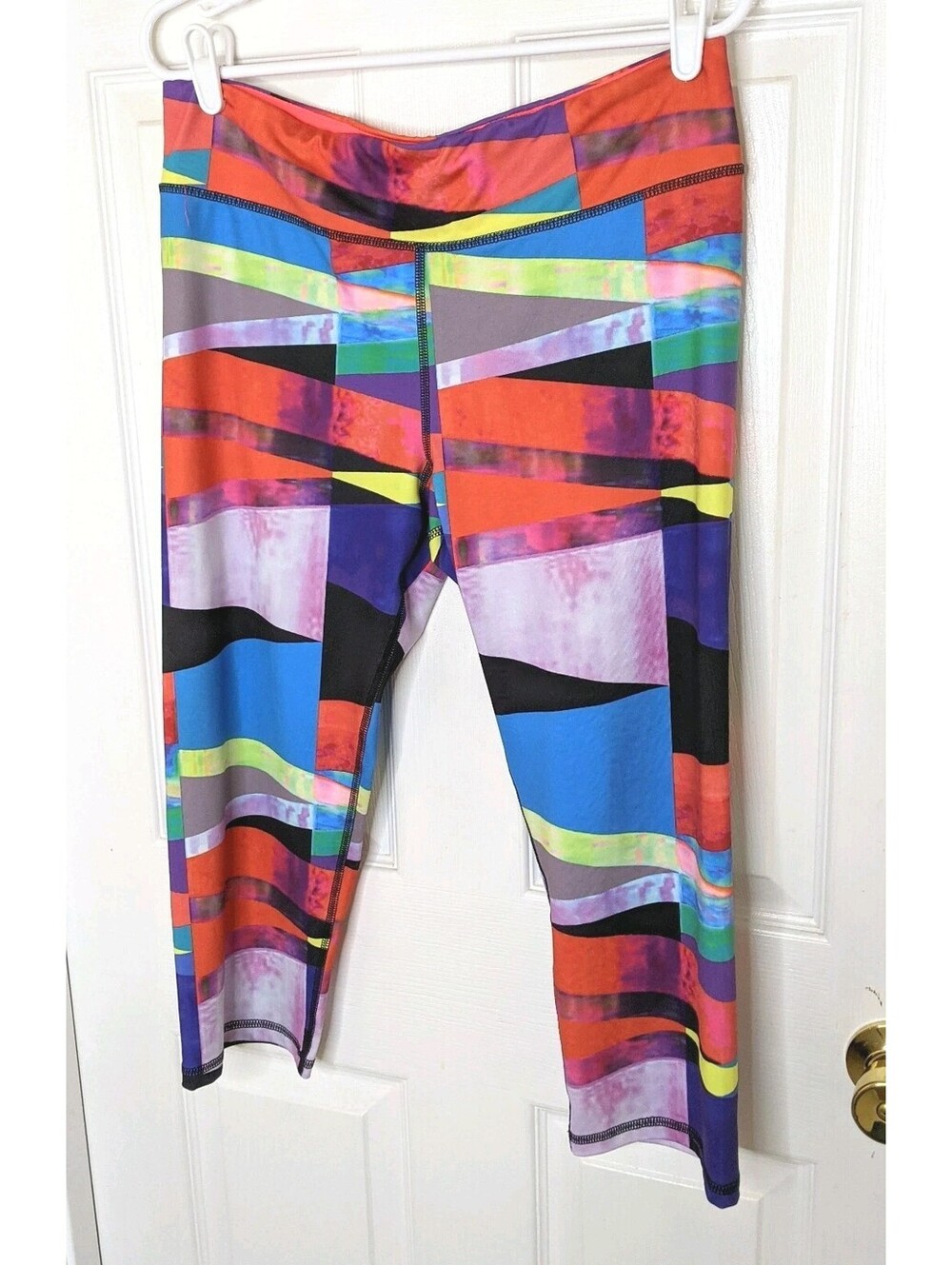 Aeropostale Live Love Dream Women's Yoga Capri Leggings Size XL EUC Waist Pocket